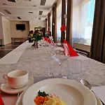 Alpex Hotel