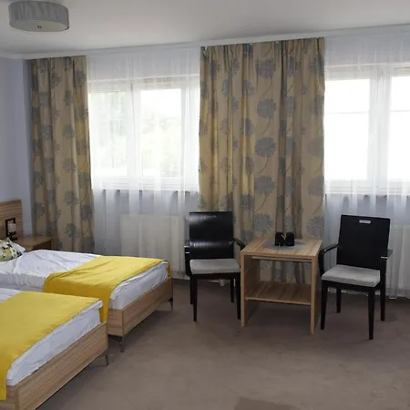 Alpex Hotel 2*